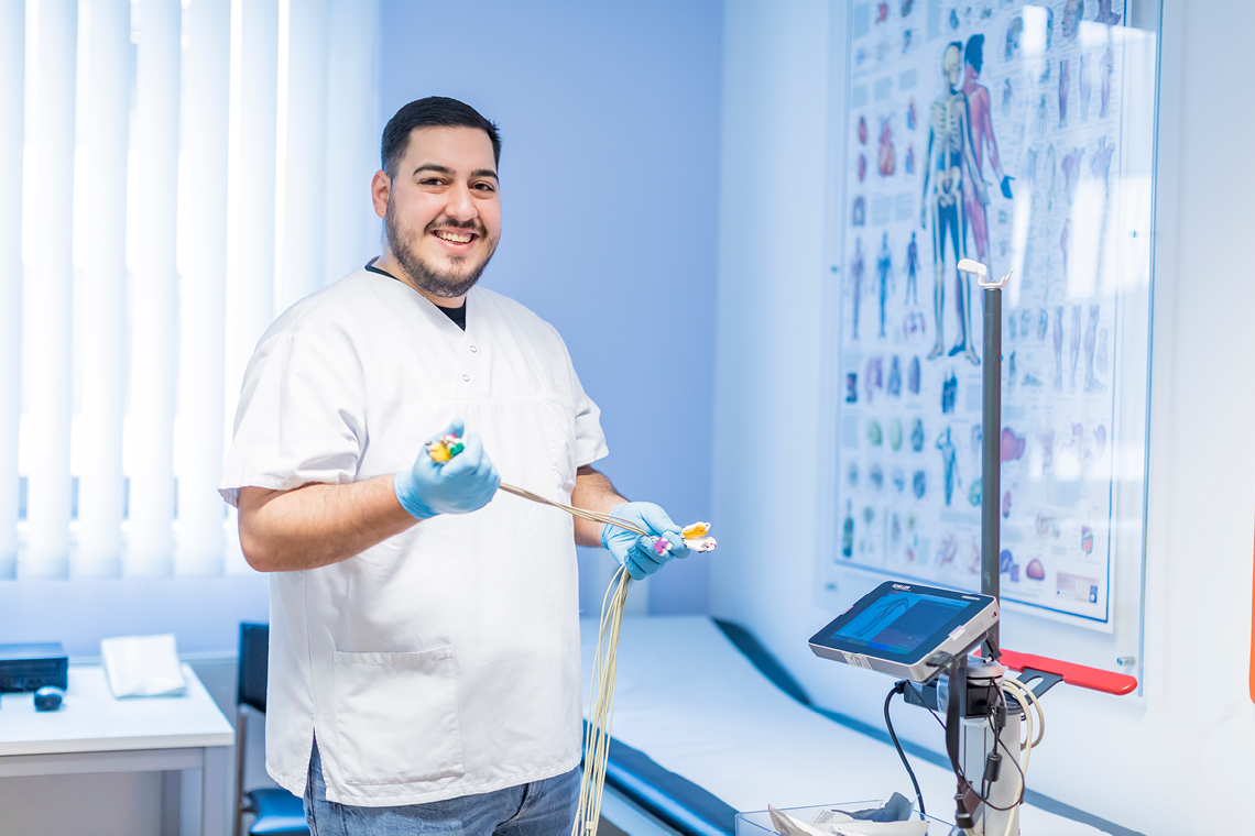 A_MFA_2.jpg A_MFA_2.jpg